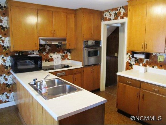 16 Westridge Drive - Photo 3