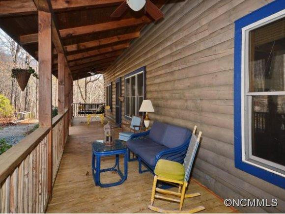 628 ROCKWOOD LANE - Photo 3