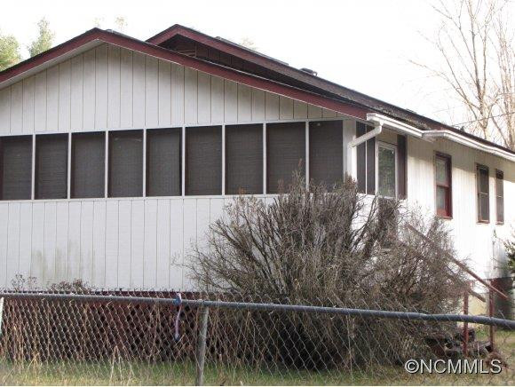 158 McFalls Road - Photo 4
