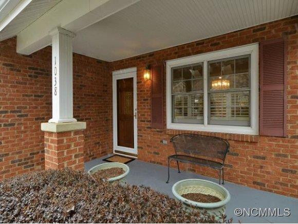 1038 SADDLEBROOK DRIVE - Photo 2