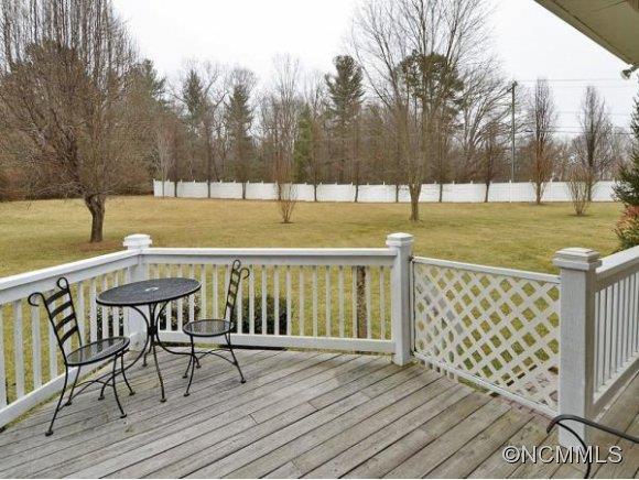 74 CLASSIC OAK CIRCLE - Photo 9