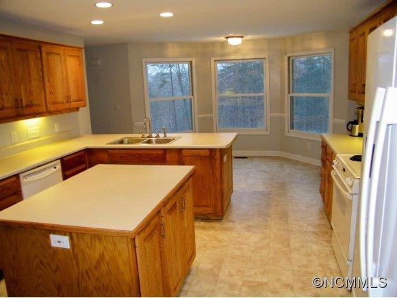 116 Fallen Tree Lane #29 - Photo 7