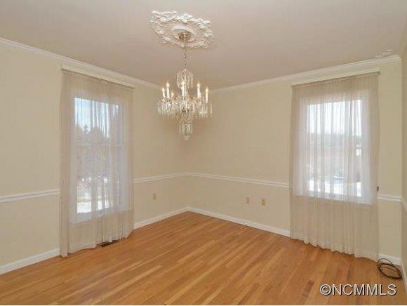 17 AMBER DRIVE - Photo 4