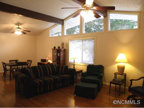 10 Rhododendron Circle - Photo 2