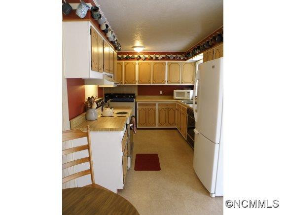 10 Rhododendron Circle - Photo 5