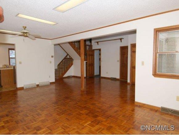 481 CHESTNUT WALK - Photo 4