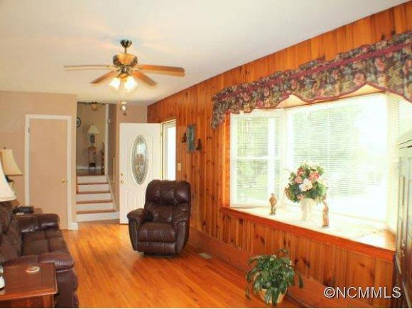 322 STONEY MOUNTAIN ROAD - Photo 5