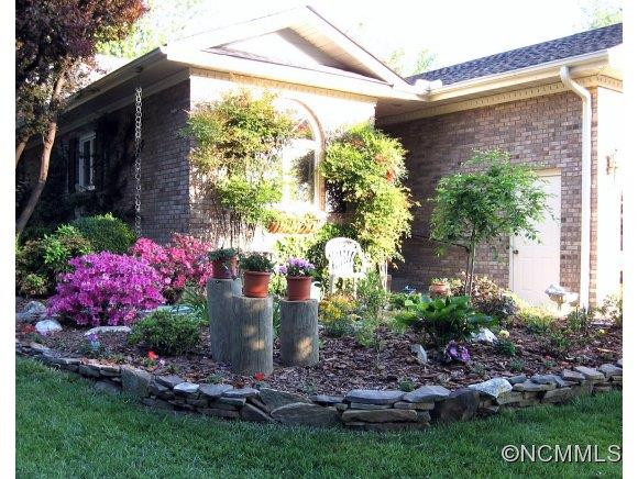 927 KANUGA ROAD - Photo 15