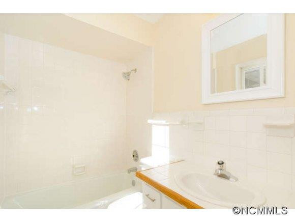 23 Deanwood Circle - Photo 13