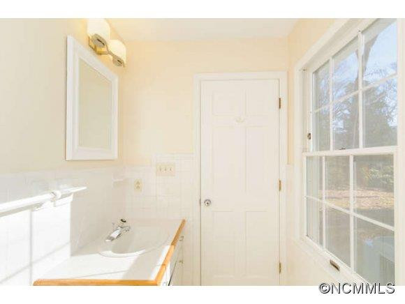 23 Deanwood Circle - Photo 14