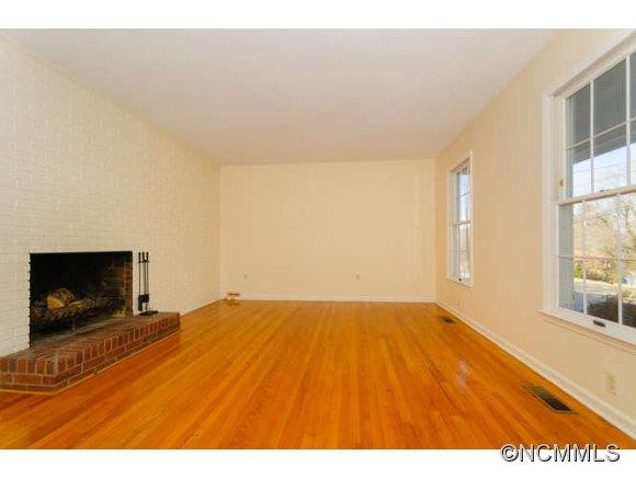 23 Deanwood Circle - Photo 3