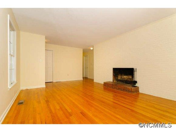 23 Deanwood Circle - Photo 4