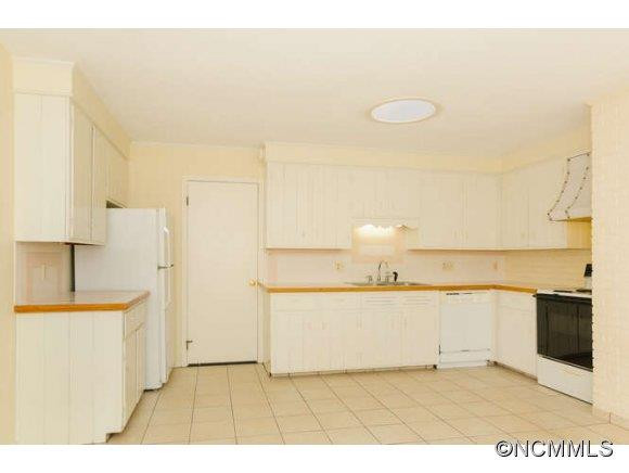 23 Deanwood Circle - Photo 8