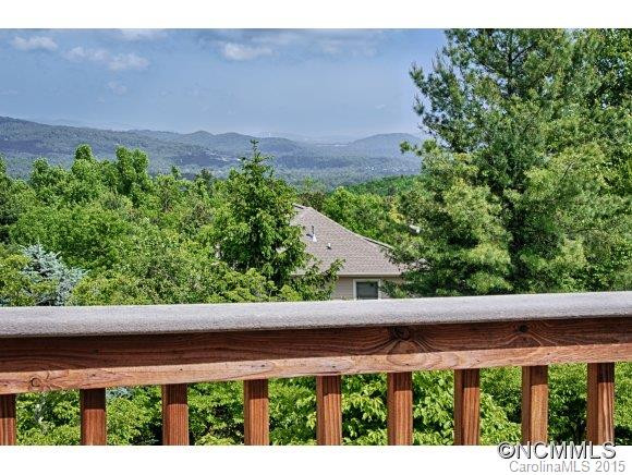 110 BELLSHIRE DRIVE - Photo 3