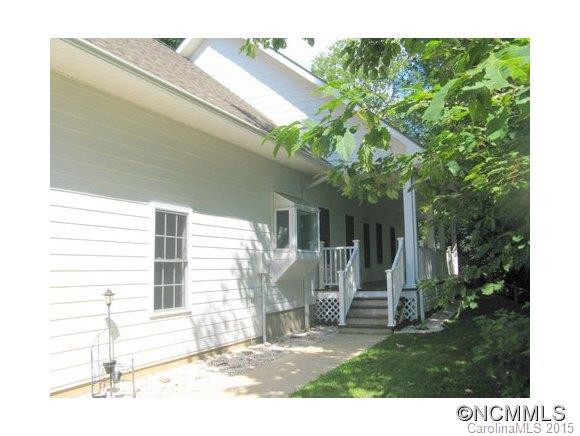 690 Pinewood Drive #4 & 5 - Photo 2