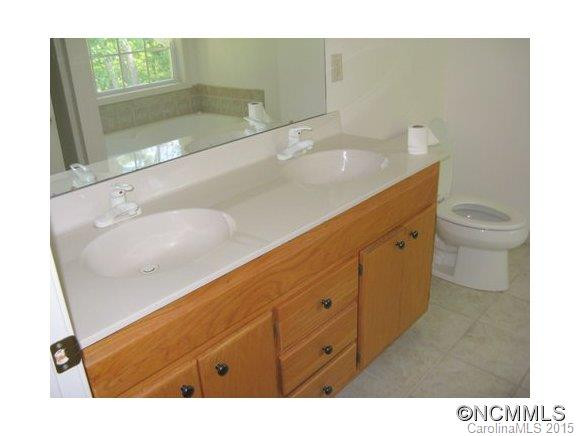 690 Pinewood Drive #4 & 5 - Photo 8