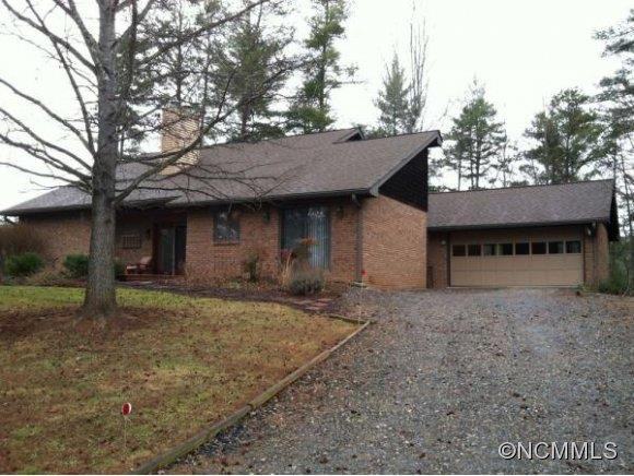 42 RED OAK LN
