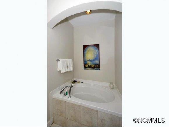 54 Springside Court - Photo 10