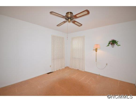 26 Daniel Ridge Rd - Photo 9