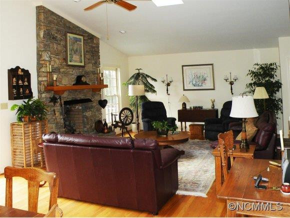 11 Mountain Spring Drive - Photo 5