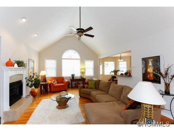 155 Jonathan Creek Drive - Photo 9