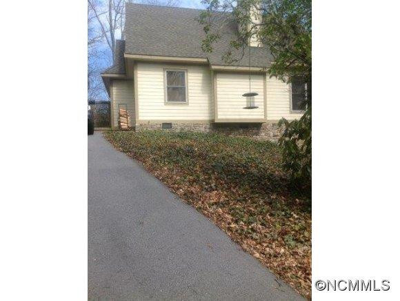 148 Dorset Lane