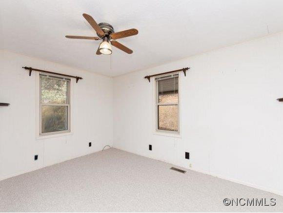 37 HOLTZCLAW ST - Photo 8