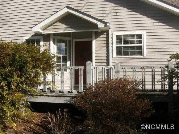 688 E. Park Place - Photo 2