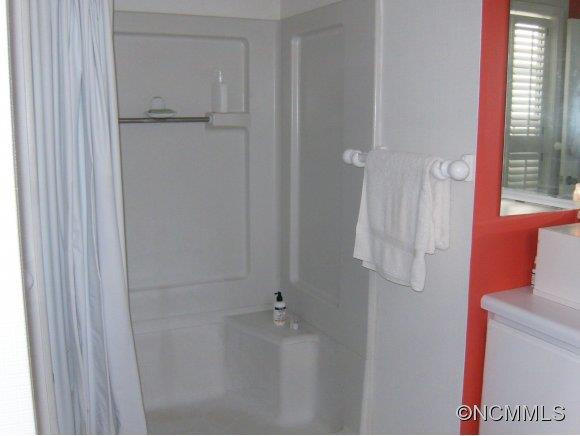 688 E. Park Place - Photo 12