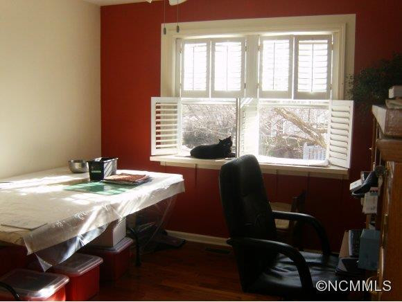 688 E. Park Place - Photo 14