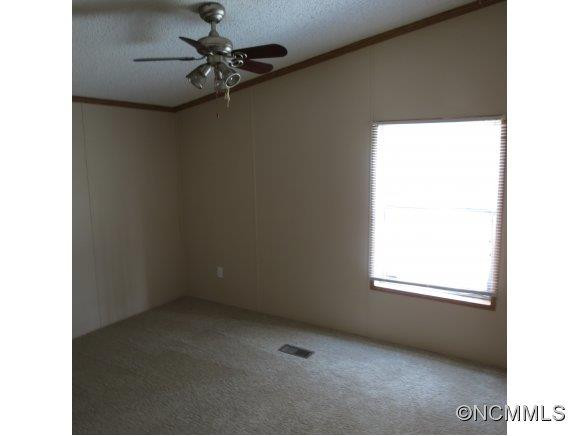 18 Kayce - Photo 10