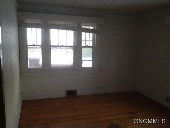5285 Old Clyde Rd - Photo 12