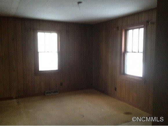 5285 Old Clyde Rd - Photo 8