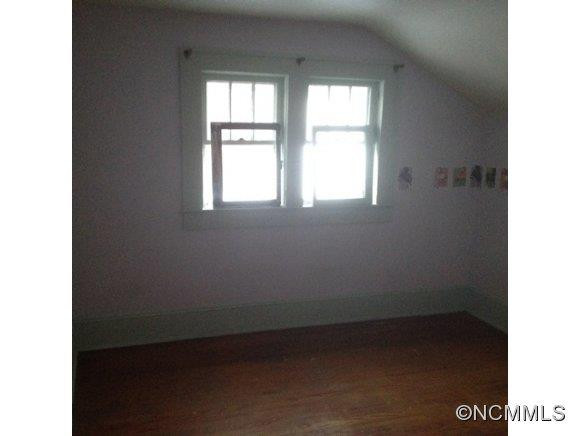 5285 Old Clyde Rd - Photo 9