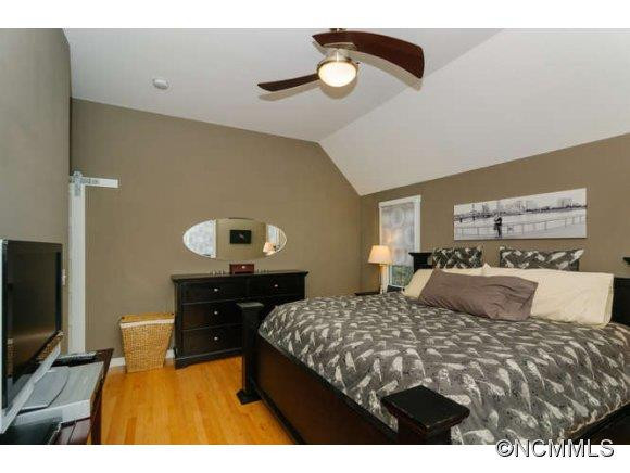 74 Magnolia - Photo 11
