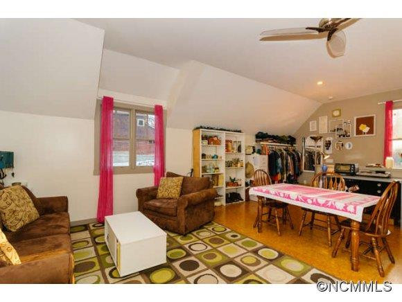 74 Magnolia - Photo 20