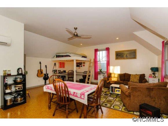 74 Magnolia - Photo 21