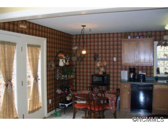 162 PIG PEN CV - Photo 3