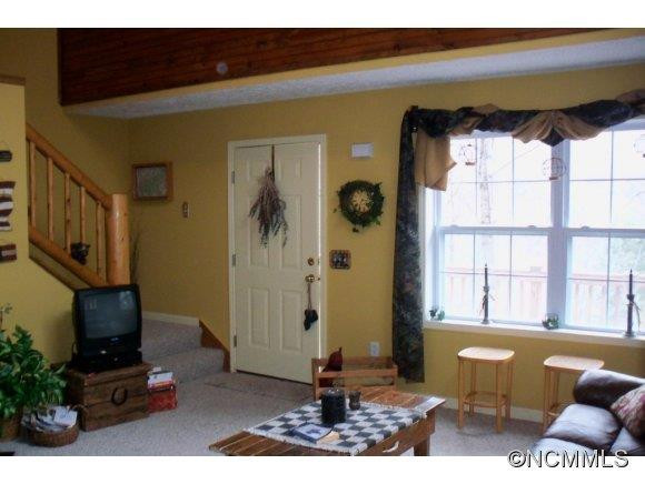 162 PIG PEN CV - Photo 4