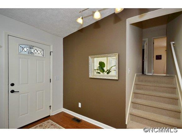 308 Wood Dale Drive - Photo 2