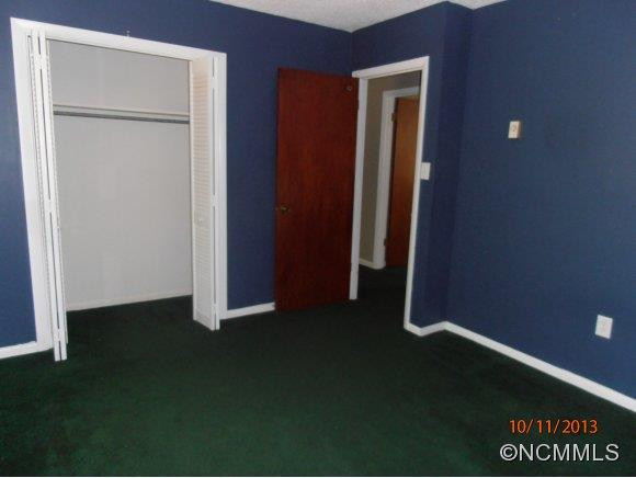 12 Troy Hill Drive - Photo 7
