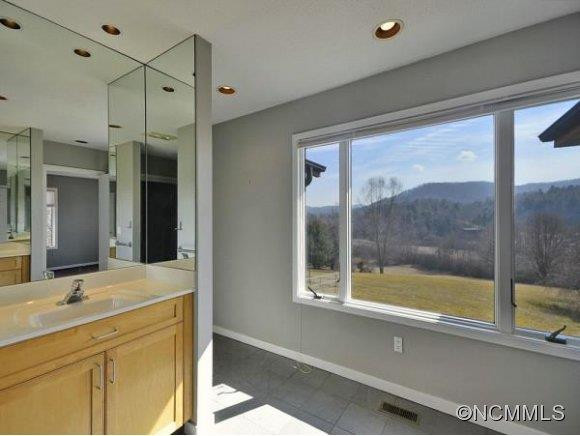 26 IVES FARM LANE - Photo 16