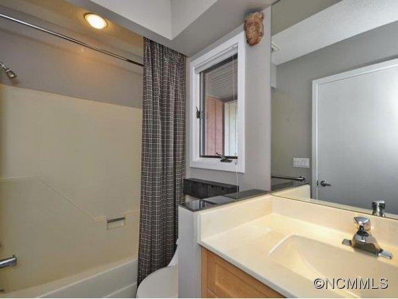 26 IVES FARM LANE - Photo 18