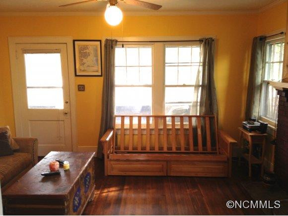 624 Brookshire St - Photo 3