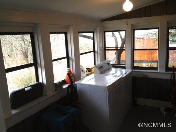 624 Brookshire St - Photo 7