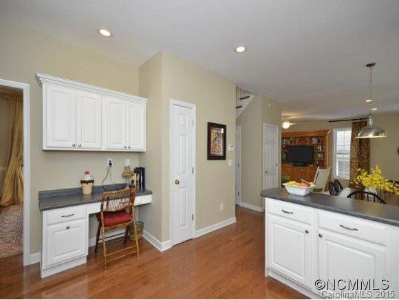 84 Driftstone Circle - Photo 8