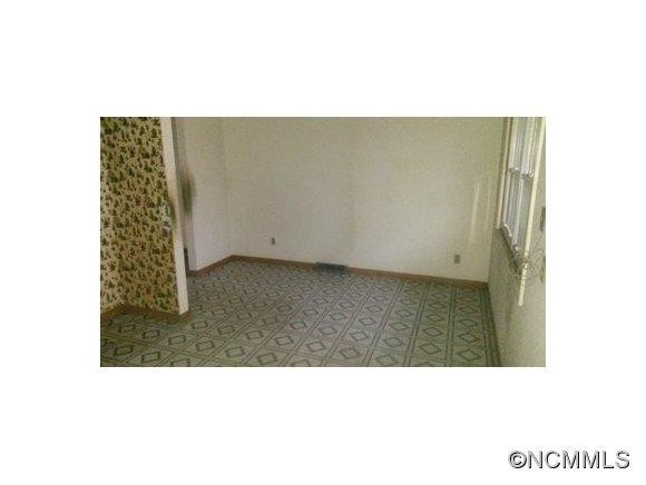 86 Wood Avenue - Photo 3