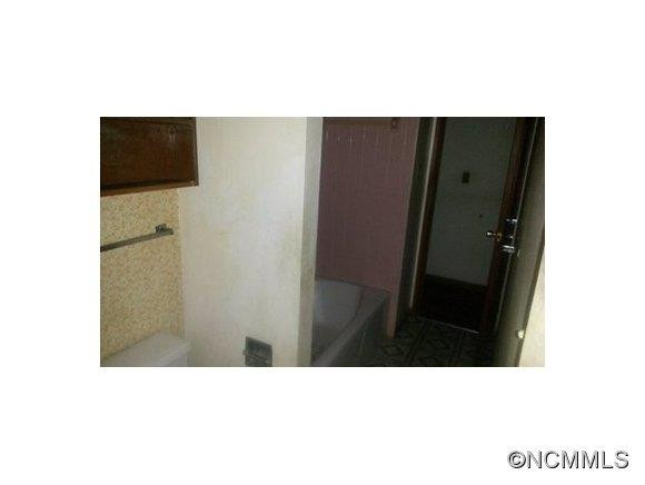 86 Wood Avenue - Photo 5