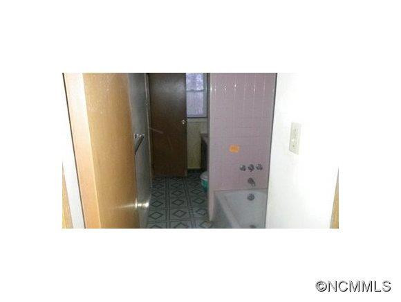 86 Wood Avenue - Photo 6