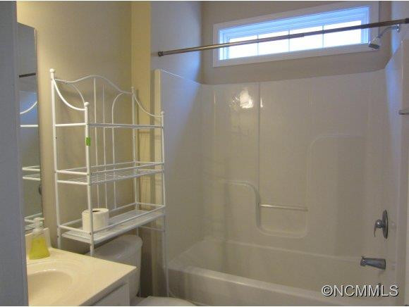 8 Thornwood Ct - Photo 13